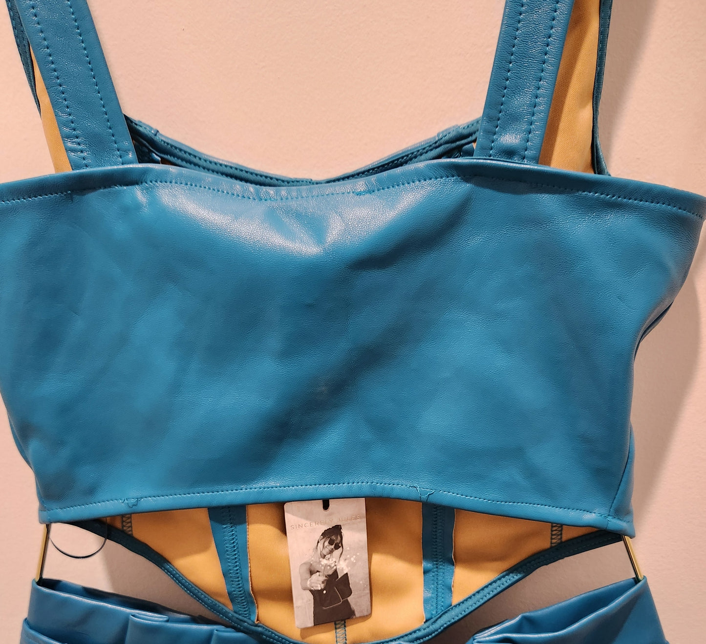 RSS- Holly's Resale Collection Sincerely Jules Vegan Leather Teal Short Set Sz L