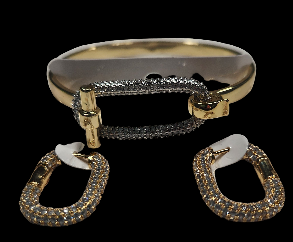 J- Golden Link Pave' Bracelet