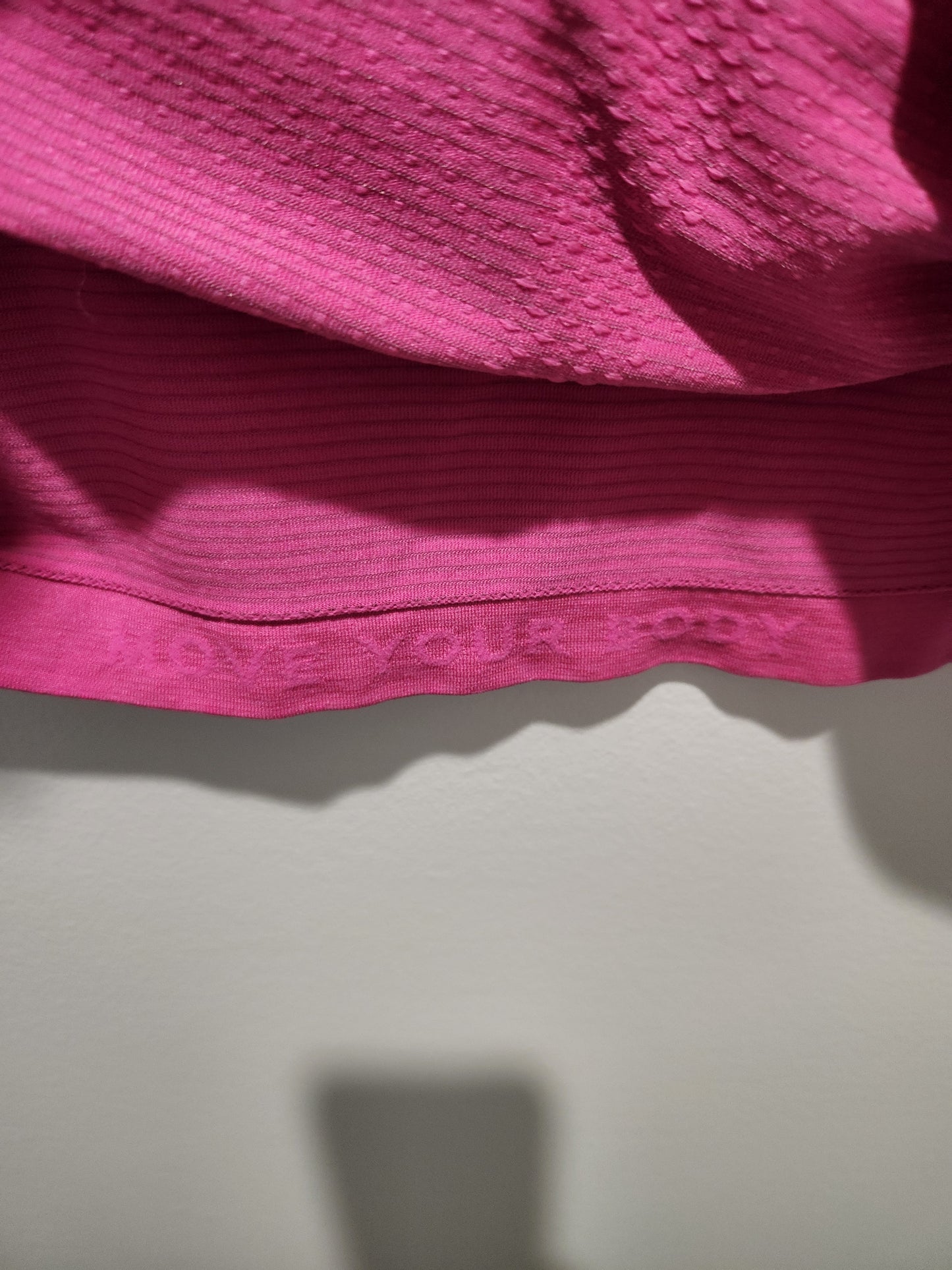 RAWt- Lululemon Pink Racer Back Workout Top Holly's Collection Sz L
