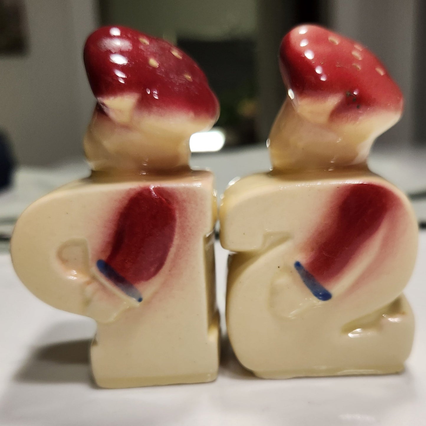 V- Vintage Shawnee Chef Salt and Pepper Shakers