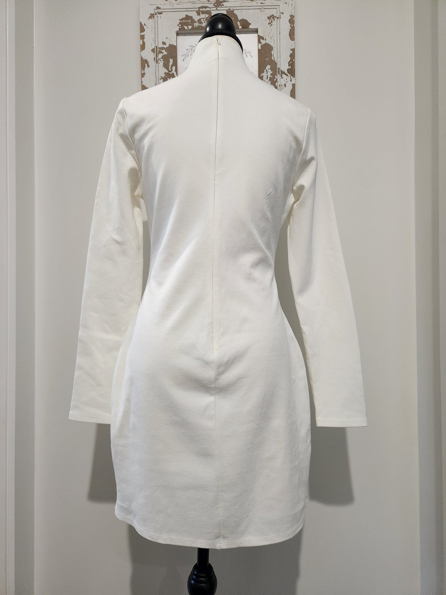 RD- Holly's Resale Collection Fore White Cut out Dress Sz L