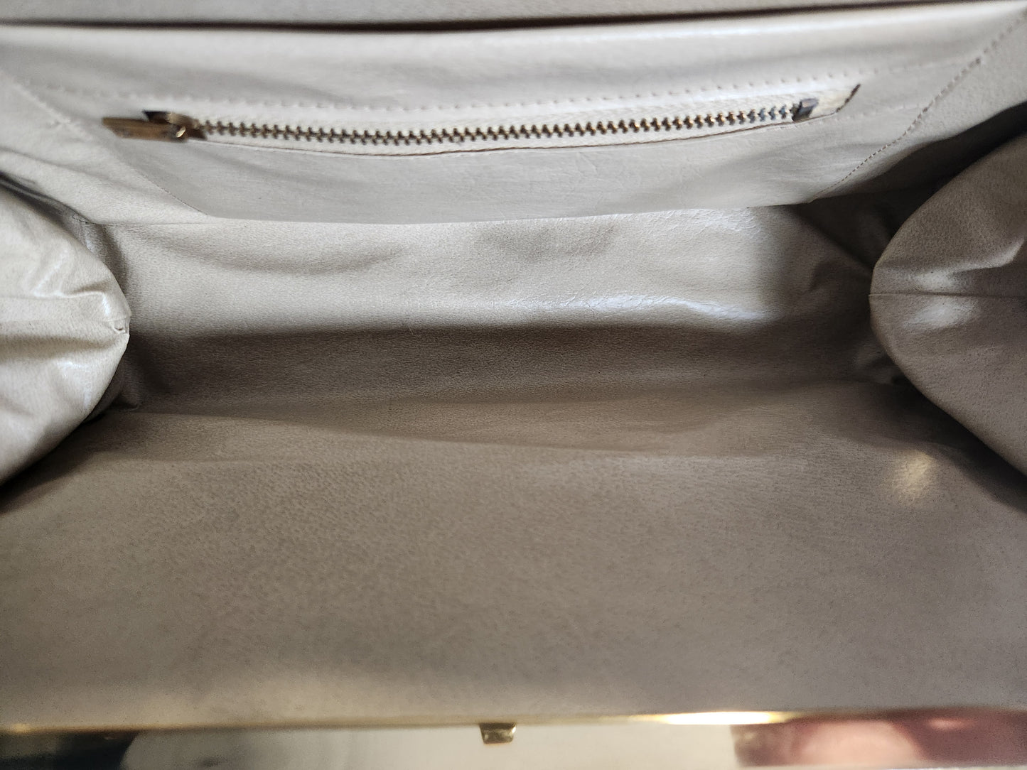 VHB-Vintage 1950's BRAHMIN Handbag Marked on Inside Frame