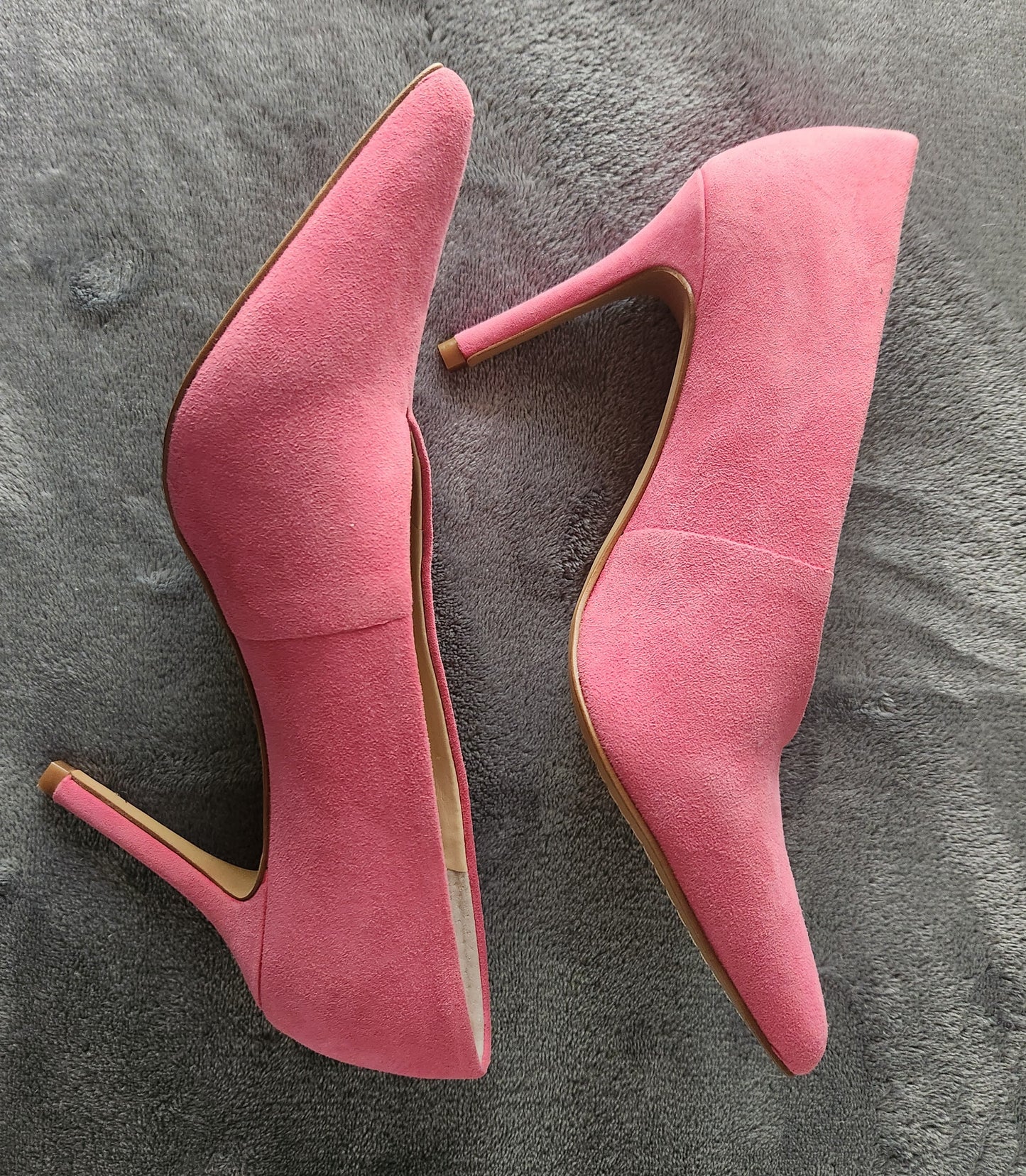 Vince Camutto Barbie Pink Suede Heels